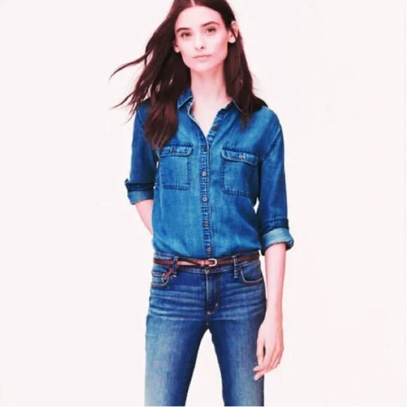 Ann Taylor Loft The Softened Long Sleeve Button Down Chambray Shirt - NWT - Picture 1 of 15